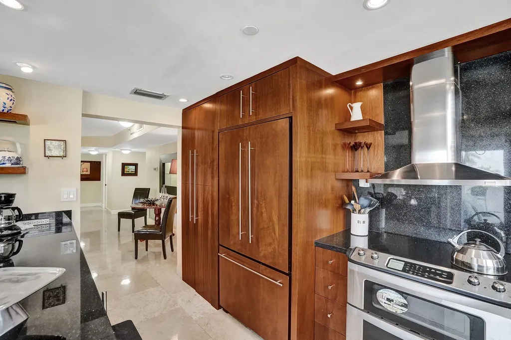 1361 S Ocean Bl Pompano Beach FL 33062