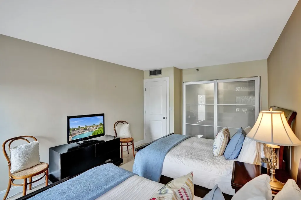 1361 S Ocean Bl Pompano Beach FL 33062