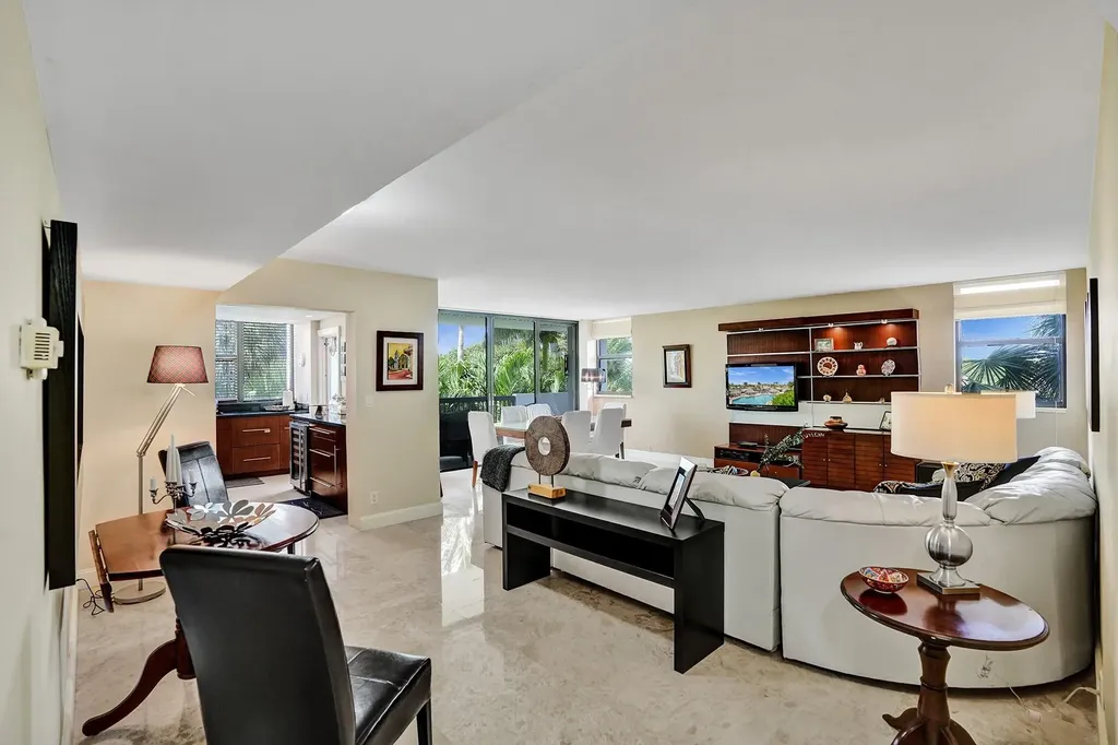 1361 S Ocean Bl Pompano Beach FL 33062