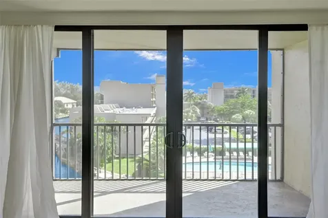 4 Royal Palm Way Boca Raton FL 33432