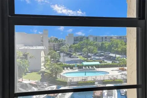 4 Royal Palm Way Boca Raton FL 33432
