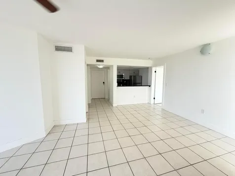 7035 NW 186th Street Hialeah FL 33015
