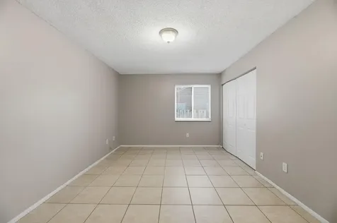 8666 SW 14th Street Pembroke Pines FL 33025