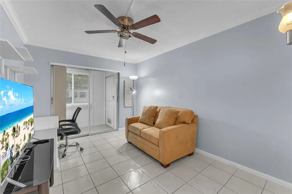 290 Farnham M Deerfield Beach FL 33442