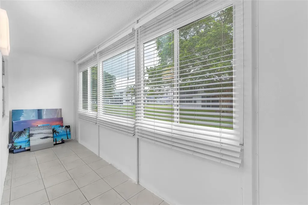290 Farnham M Deerfield Beach FL 33442