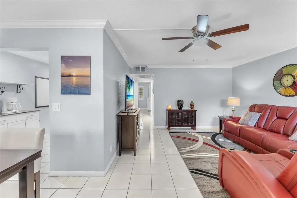 290 Farnham M Deerfield Beach FL 33442