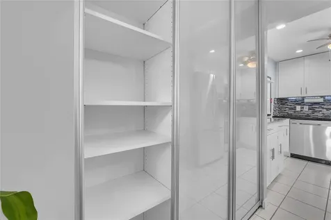 290 Farnham M Deerfield Beach FL 33442