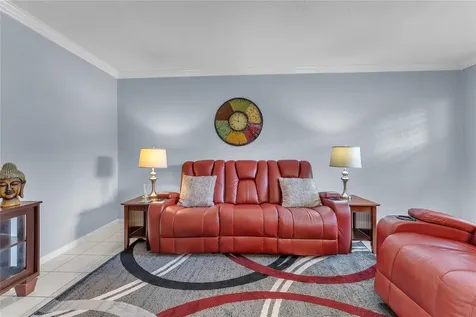 290 Farnham M Deerfield Beach FL 33442