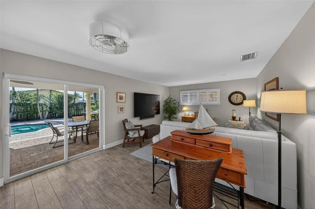 2600 NE 46th Street Lighthouse Point FL 33064