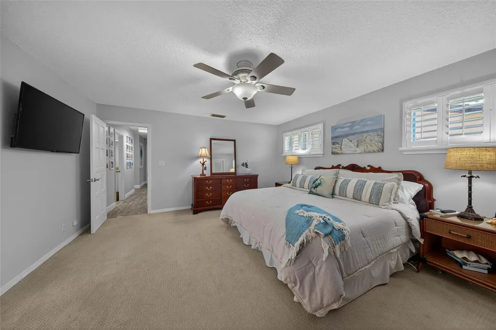 2600 NE 46th Street Lighthouse Point FL 33064