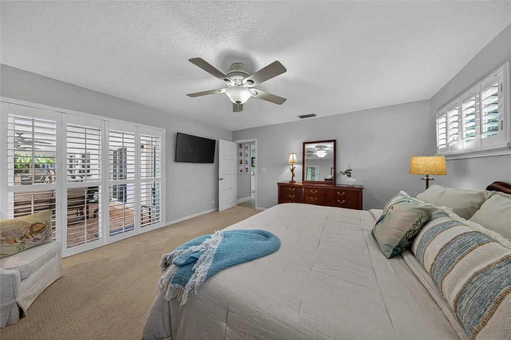 2600 NE 46th Street Lighthouse Point FL 33064