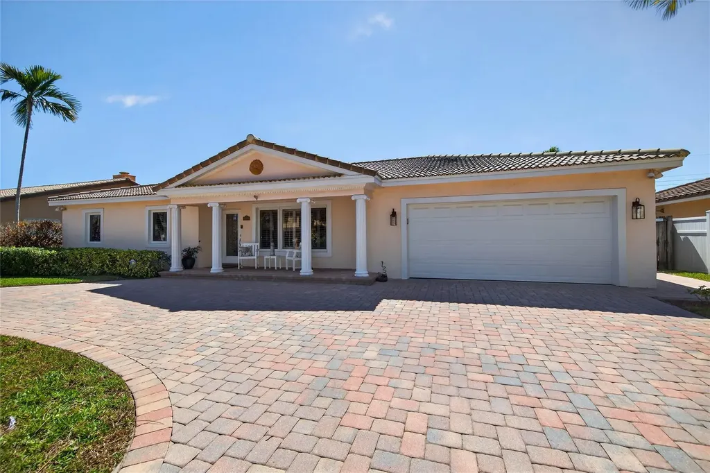 2600 NE 46th Street Lighthouse Point FL 33064