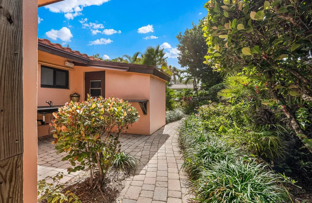 708 NW 6th Drive Boca Raton FL 33486