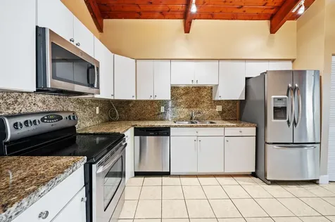 2229 Nova Village Drive Davie FL 33317