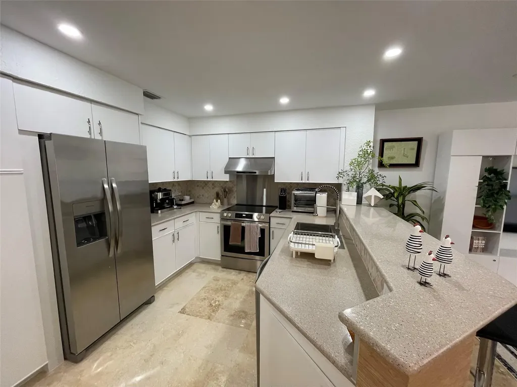 2044 NW 52nd Street Boca Raton FL 33496