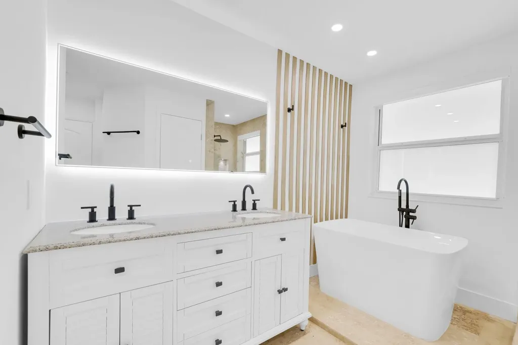 2044 NW 52nd Street Boca Raton FL 33496