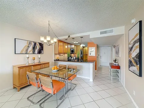 13 Royal Palm Way Boca Raton FL 33432