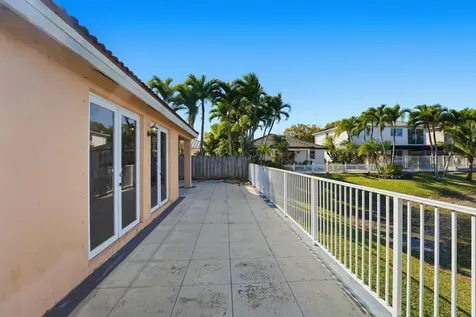 1222 SW 144th Court Miami FL 33184