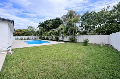 16125 SW 98th Court Miami FL 33157
