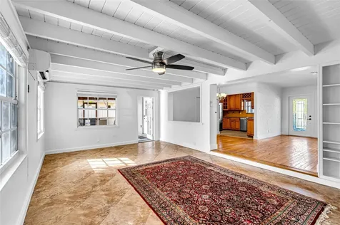 1760 NE 40th Court Oakland Park FL 33334