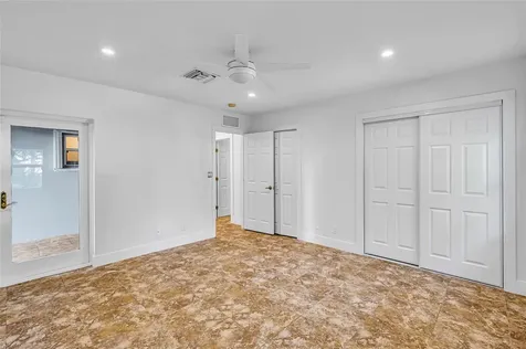 1760 NE 40th Court Oakland Park FL 33334
