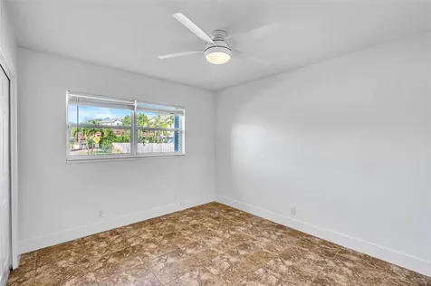 1760 NE 40th Court Oakland Park FL 33334