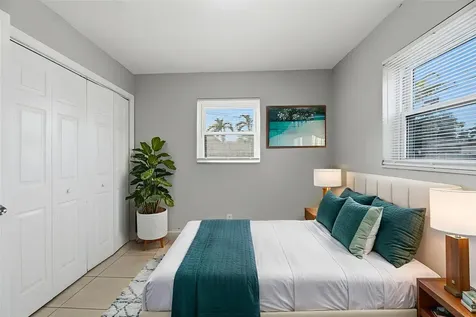 5649 SW 36th Court West Park FL 33023