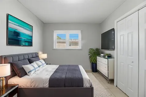 5649 SW 36th Court West Park FL 33023