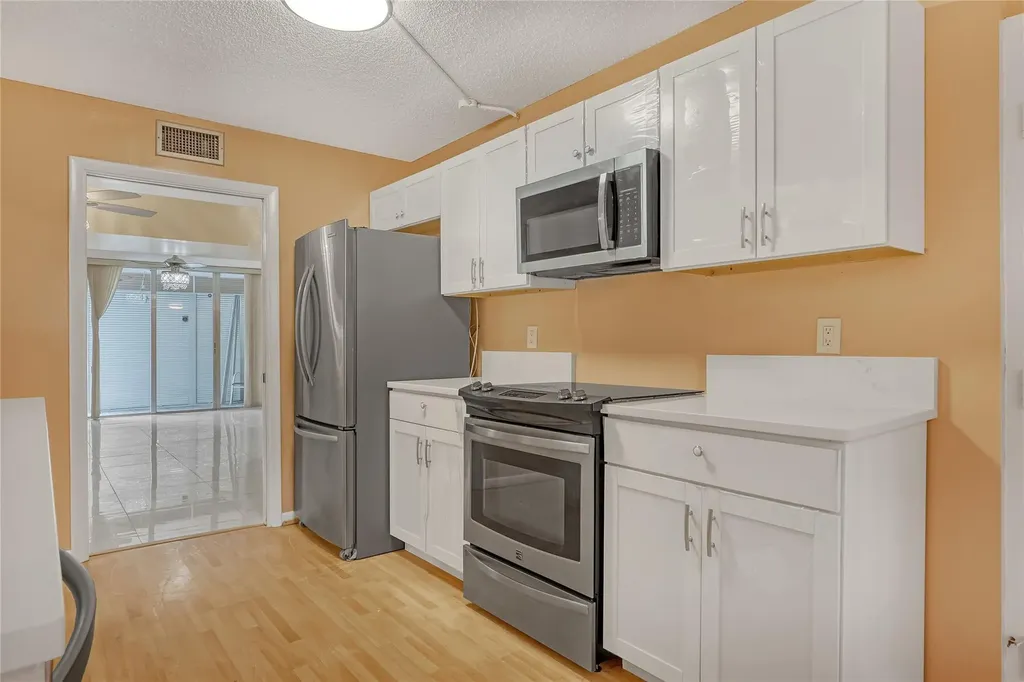 6850 10th Avenue Lake Worth FL 33467