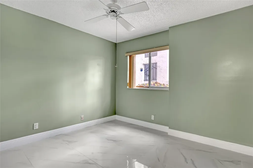 6850 10th Avenue Lake Worth FL 33467