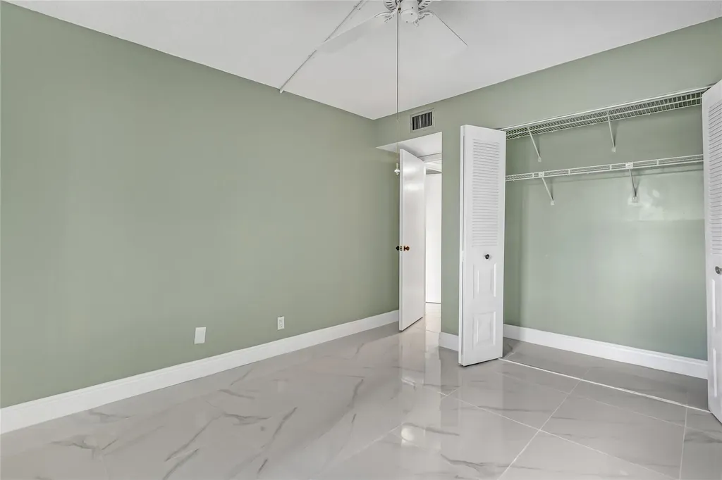 6850 10th Avenue Lake Worth FL 33467