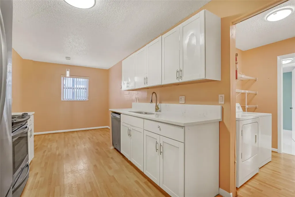 6850 10th Avenue Lake Worth FL 33467