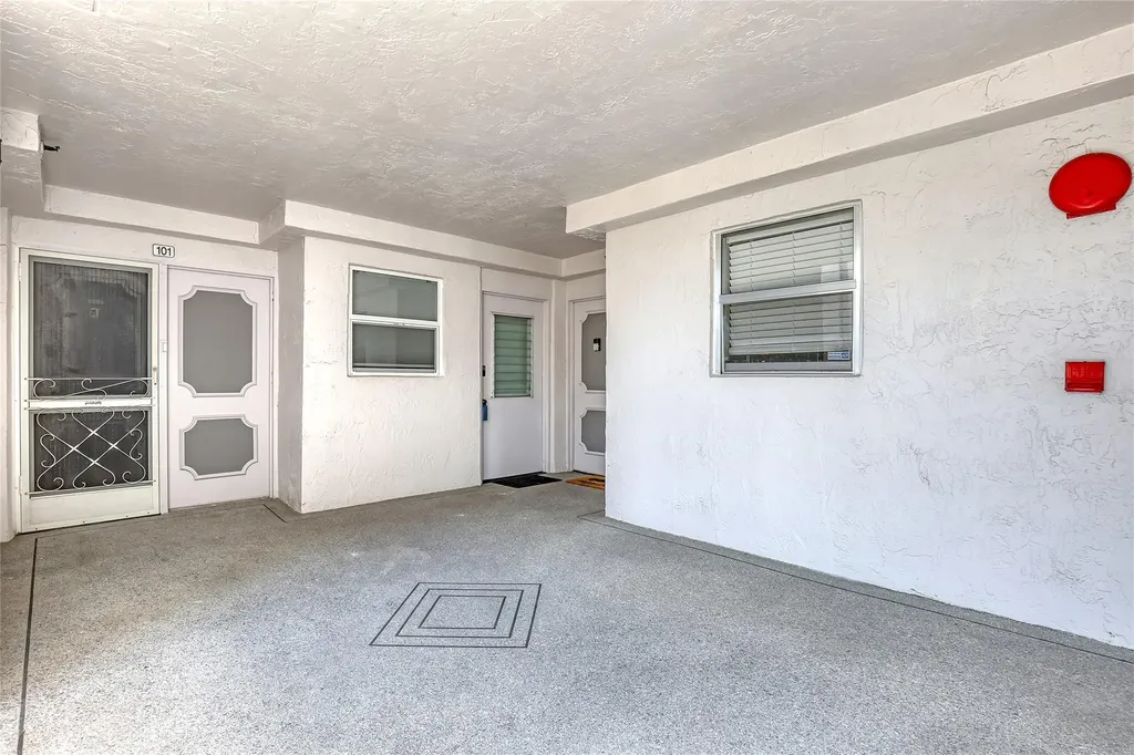6850 10th Avenue Lake Worth FL 33467