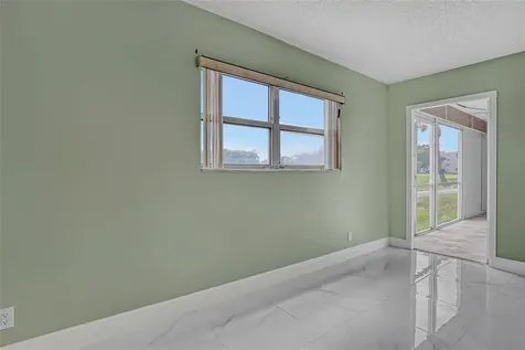 6850 10th Avenue Lake Worth FL 33467