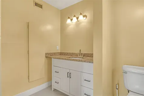 6850 10th Avenue Lake Worth FL 33467
