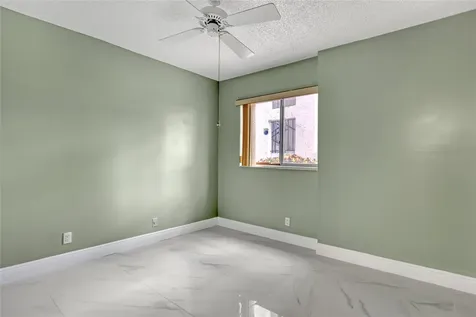 6850 10th Avenue Lake Worth FL 33467