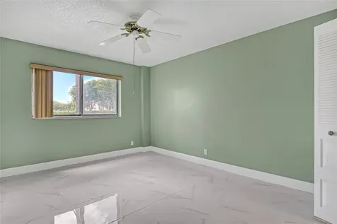 6850 10th Avenue Lake Worth FL 33467
