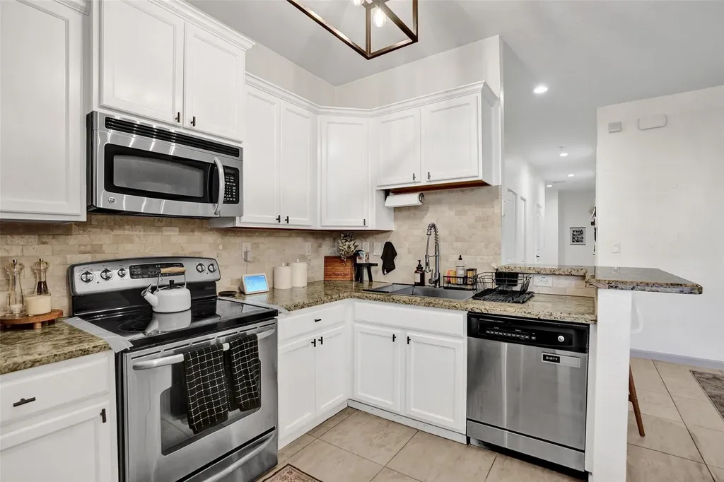 159 SW 7th Court Pompano Beach FL 33060