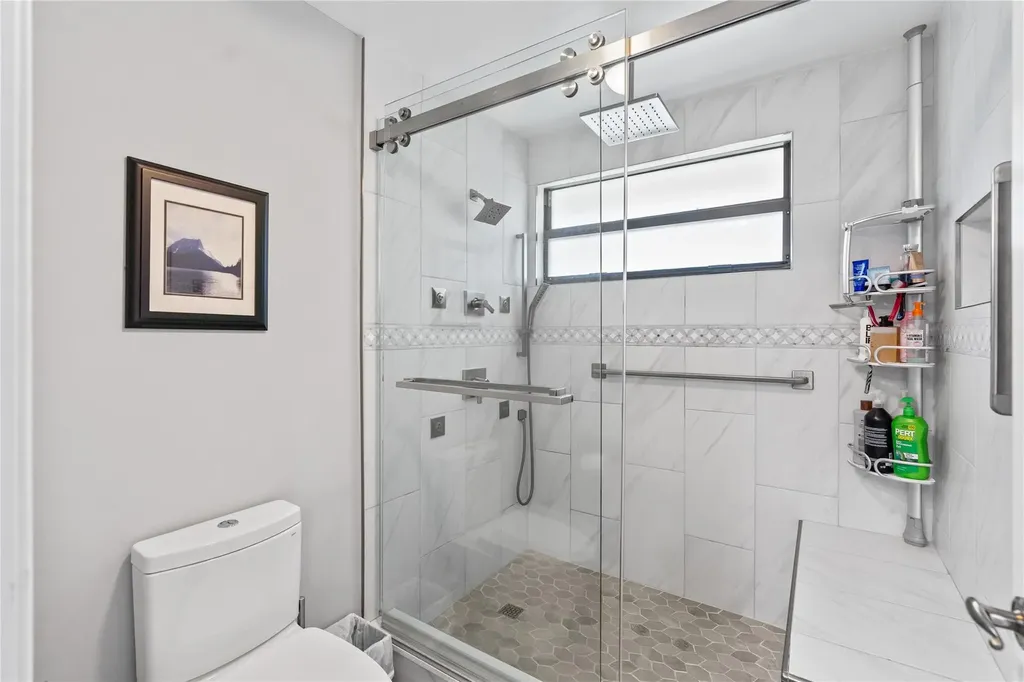 9129 N Vineyard Lake Drive Plantation FL 33324