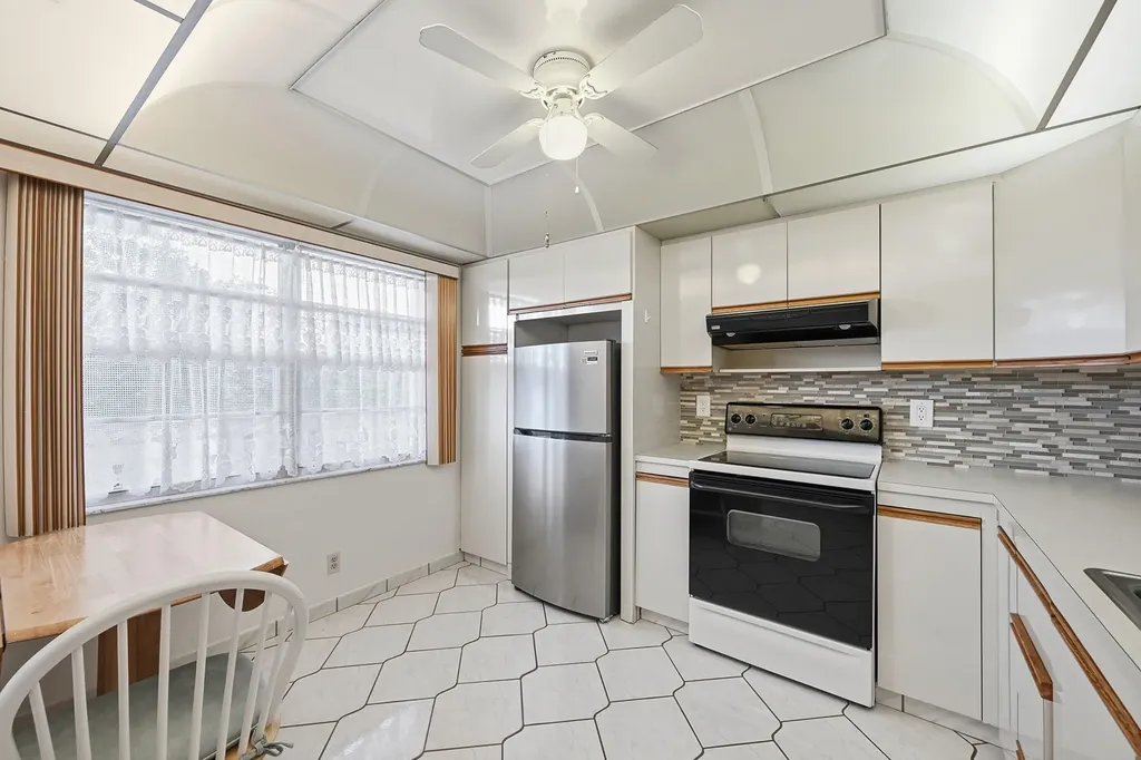 2302 Lucaya Lane Coconut Creek FL 33066