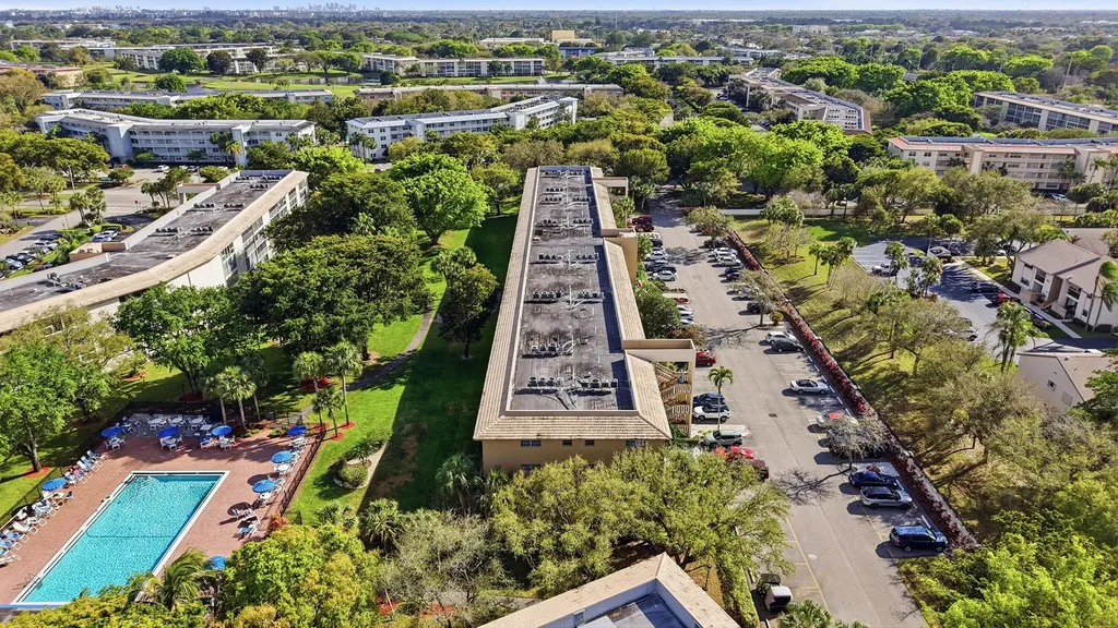 2302 Lucaya Lane Coconut Creek FL 33066