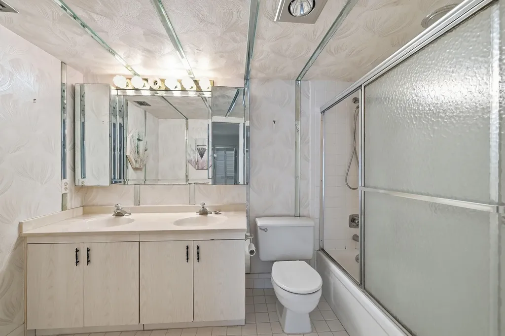 2302 Lucaya Lane Coconut Creek FL 33066