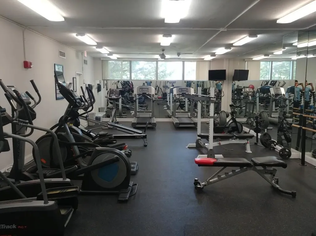 2655 Collins Avenue Miami Beach FL 33140