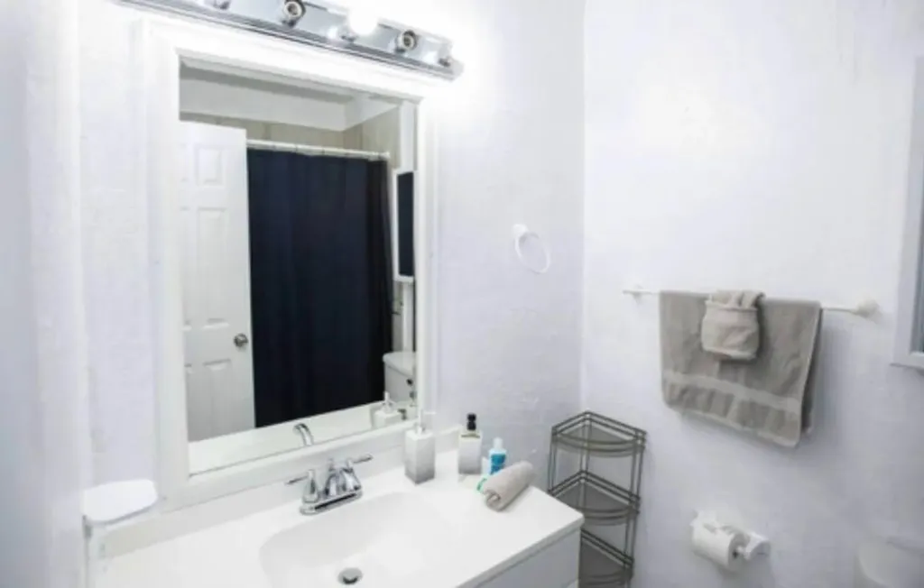2456 SW 54th Street Fort Lauderdale FL 33312