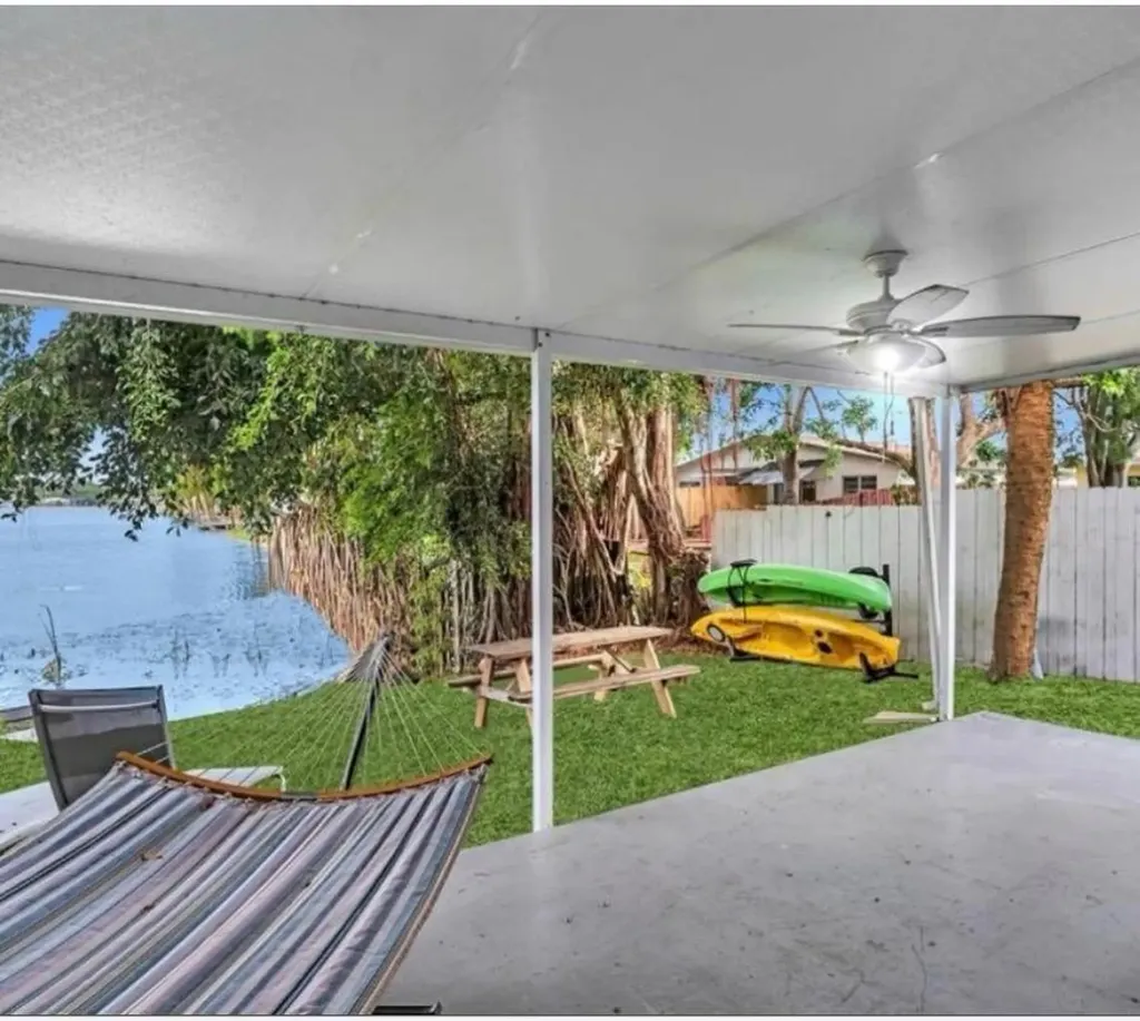 2456 SW 54th Street Fort Lauderdale FL 33312