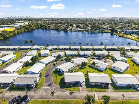 3140 Sheridan Lane Hollywood FL 33021
