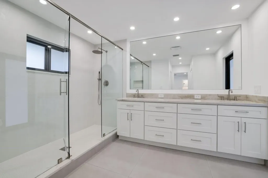 550 SW 6th Avenue Boca Raton FL 33486