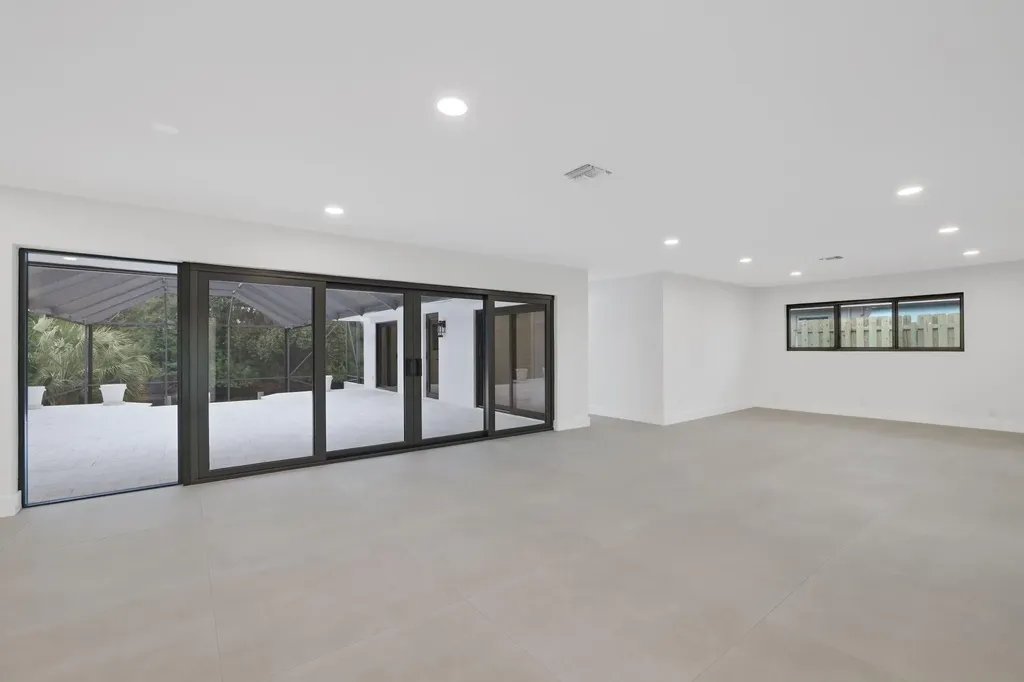 550 SW 6th Avenue Boca Raton FL 33486