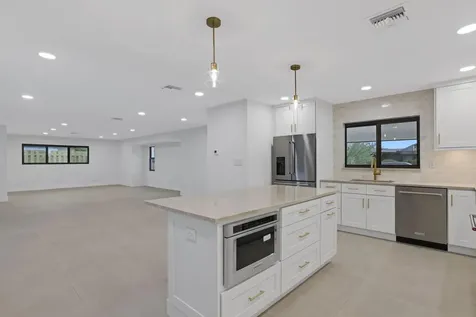 550 SW 6th Avenue Boca Raton FL 33486
