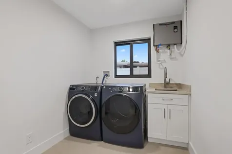550 SW 6th Avenue Boca Raton FL 33486